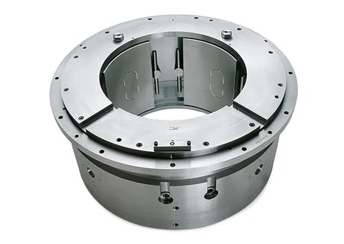 Maxalign tilting pad journal bearing with hydrostatic lift and 'Directed Lubrication'