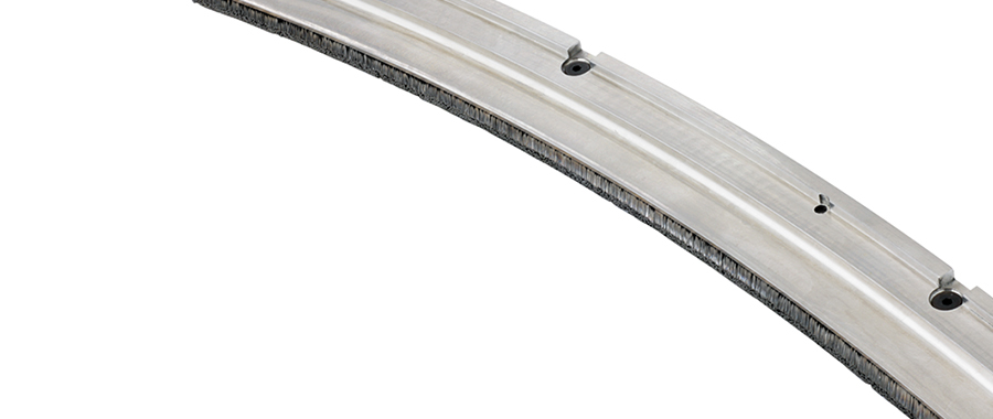Gas turbine brush seal